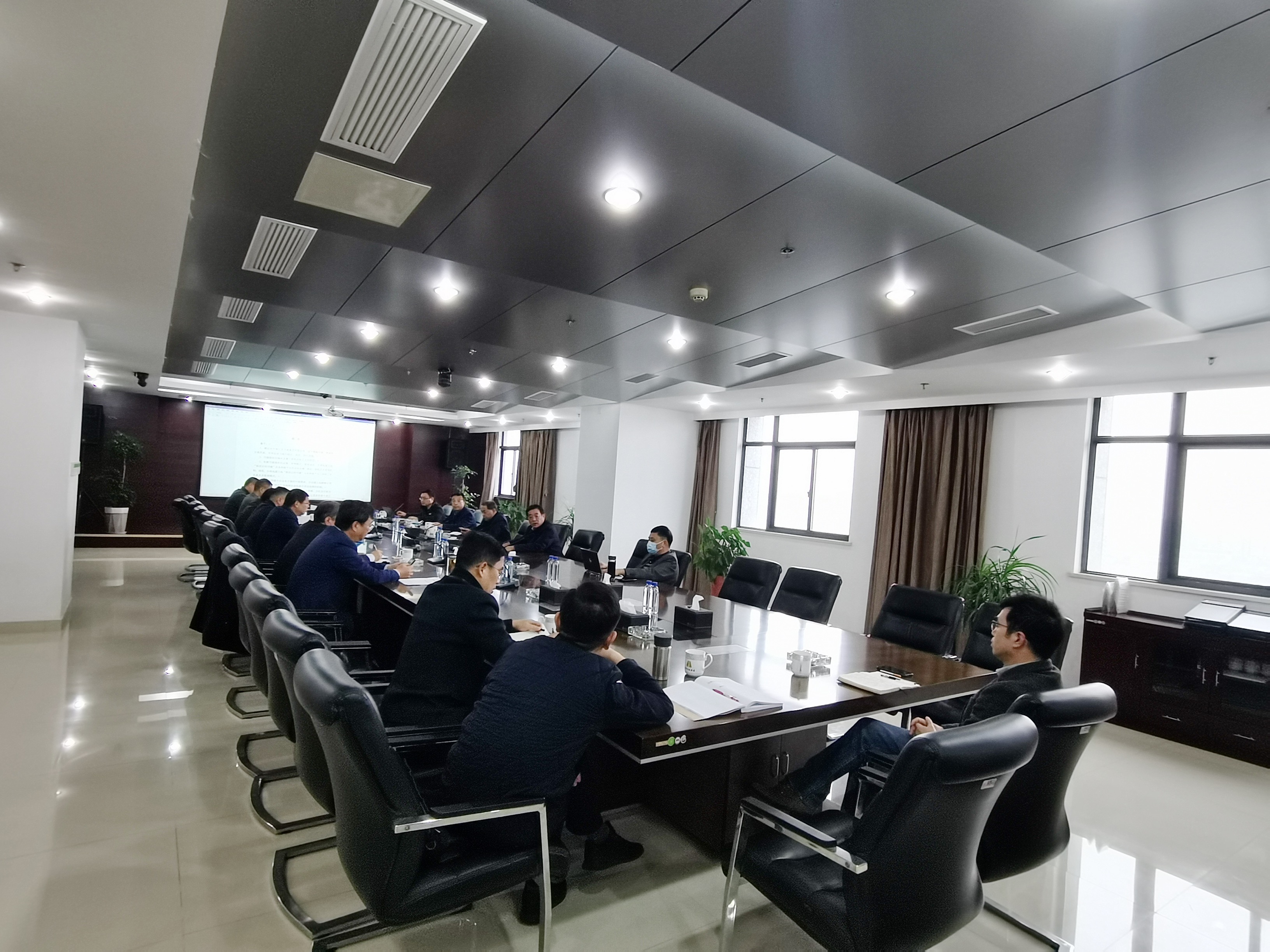 圖1-2、股改方案推進(jìn)會(huì).jpg